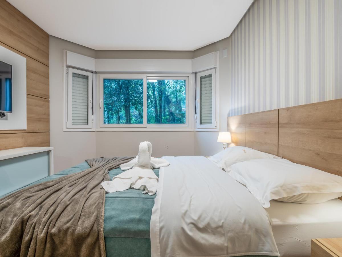 2 Suite, 1 Dormitorio Em Meio A Mata Araucaria A 1,5 Km Centro, Altos De Gramado Eksteriør billede